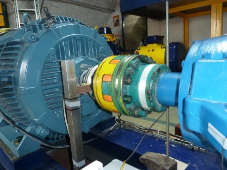 Drehmomentmessung an Wasserturbine Drehmomentmessung an Wasserturbine